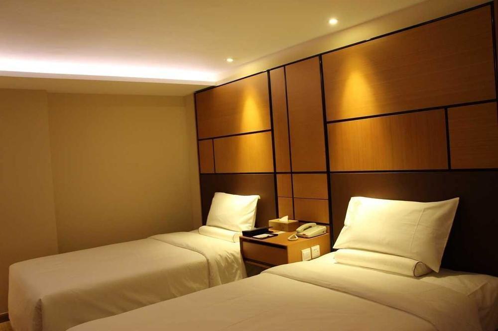 All Season Kunming Zhengyifang Pedestrian Street Hotel Экстерьер фото