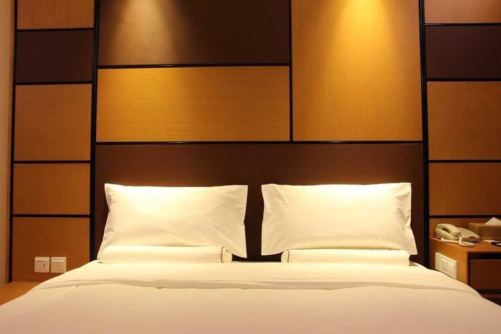 All Season Kunming Zhengyifang Pedestrian Street Hotel Экстерьер фото